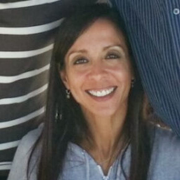 Meet your Posher, Pandora - Picture 1 of 1